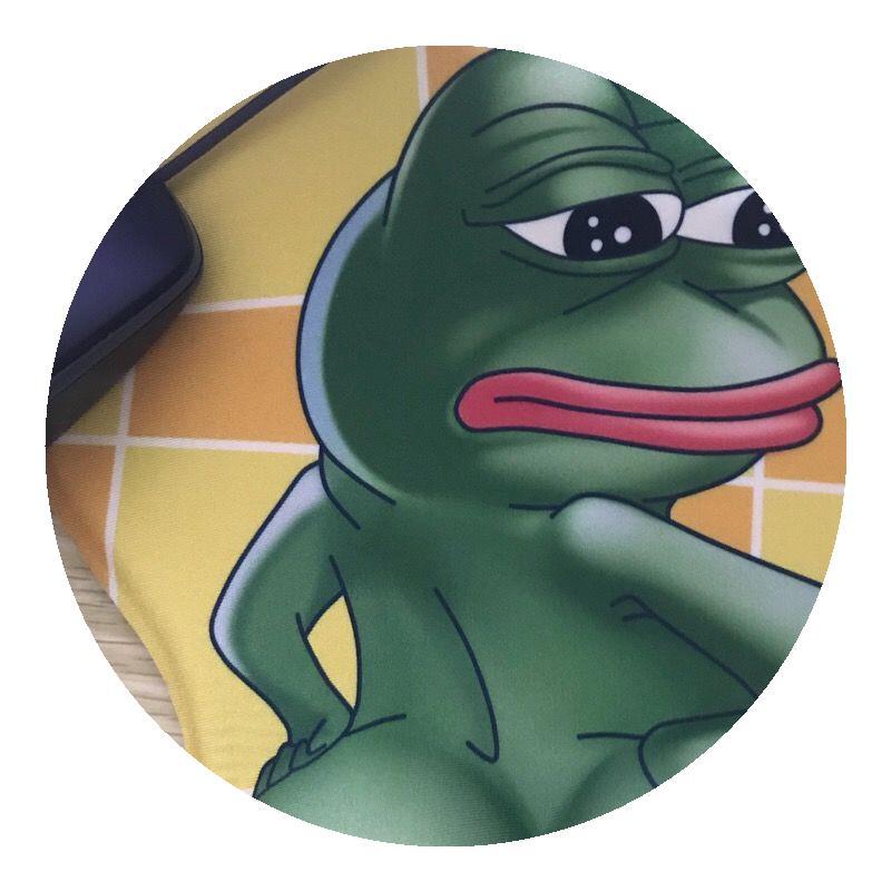 Musmatta med handledsstöd